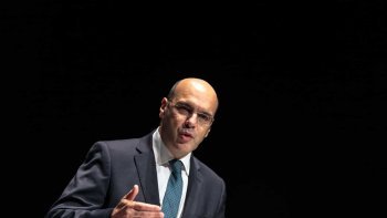 100 million-fund to help companies merge without private companies