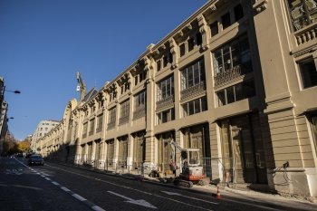 Tenders to occupy 28 vacant spaces at the Bolh&atilde;o Market are starting today