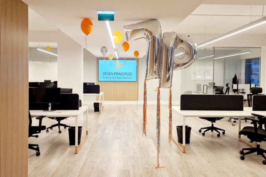 Seven Principles Arrives in Porto