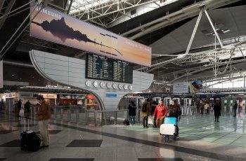 Ryanair admits installing training centre in Porto