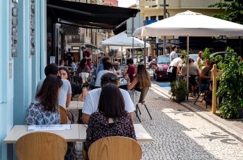 Porto City Council wants to exempt economic activities from municipal fees until the end of 2021